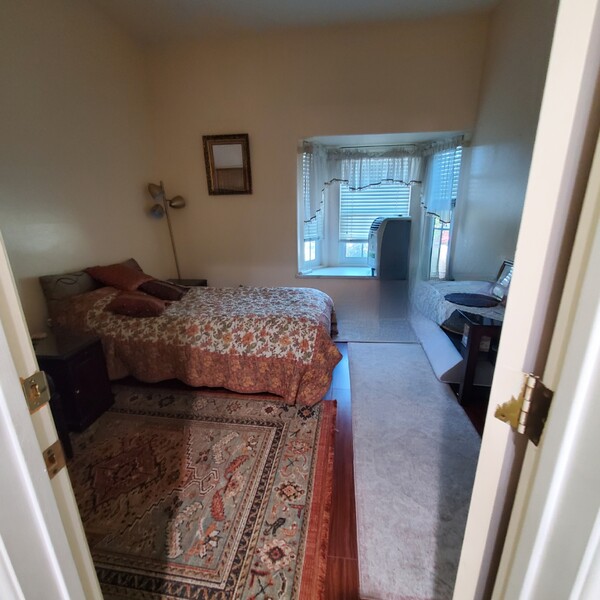 Room for Rent | House For Rent