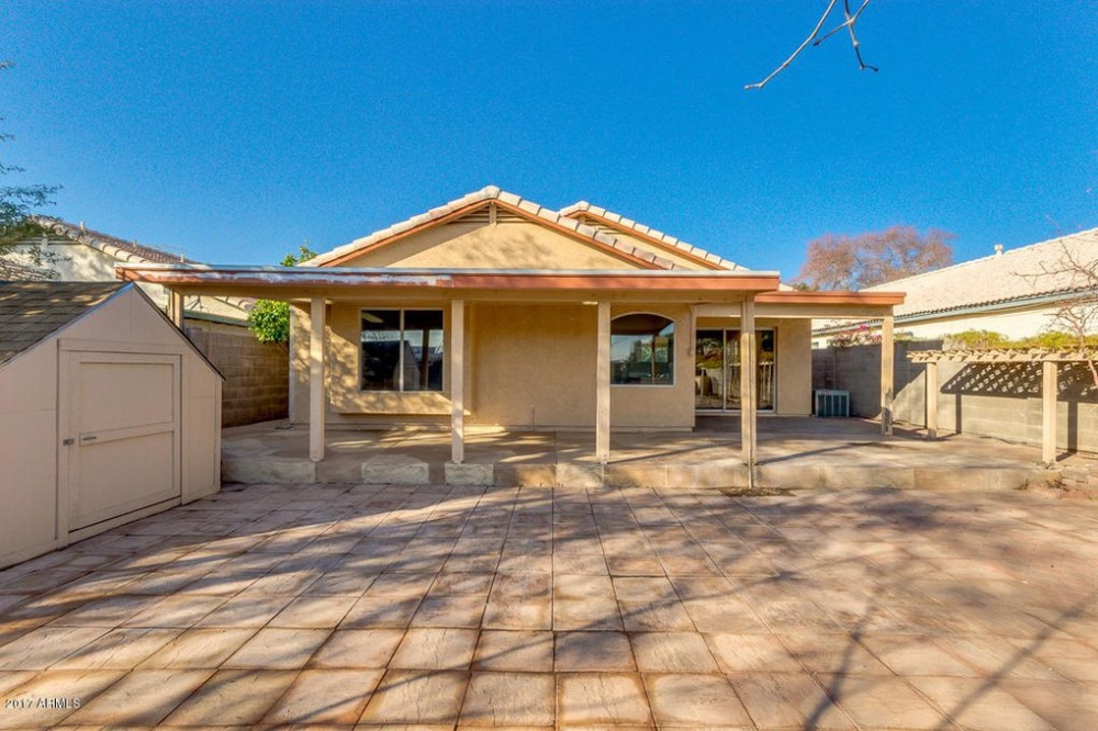 3 bed 2 bath for rent